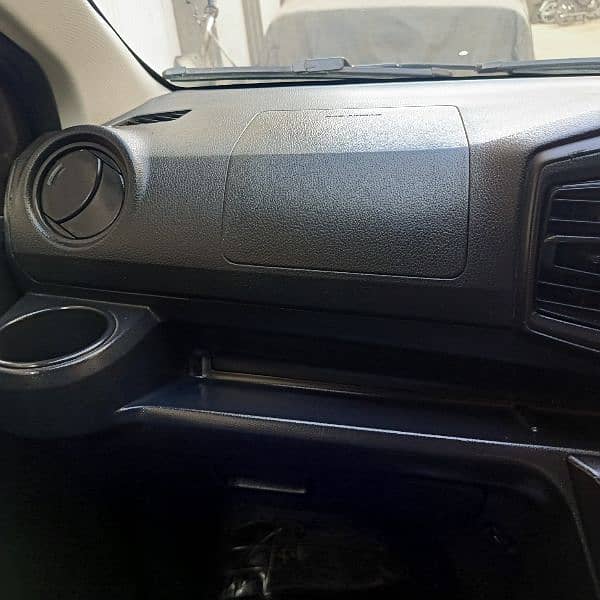 Daihatsu Mira 2017 12