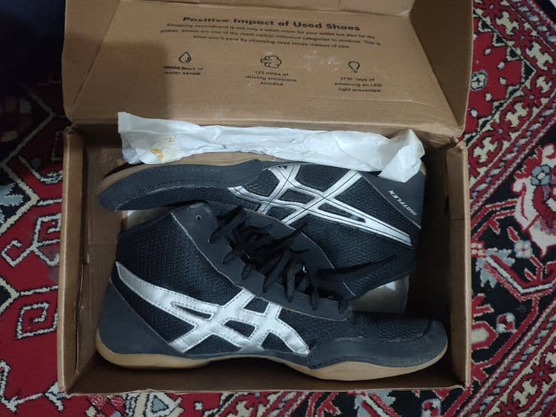 ASICS Matflex 5 ,  size 43.5 ( premium condition) 3