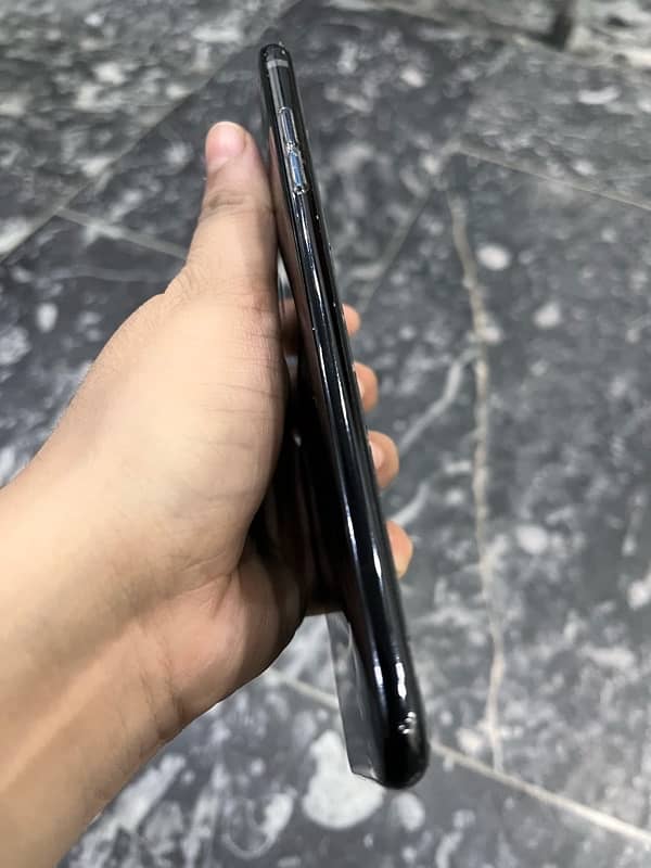 lg v35Thinq  60 Fps NON PTA 3