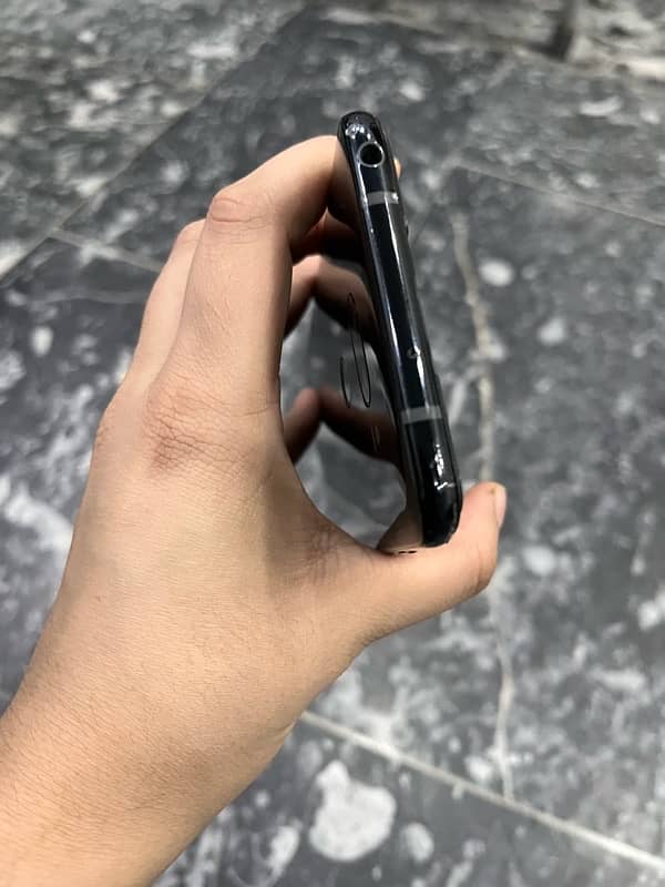 lg v35Thinq  60 Fps NON PTA 4