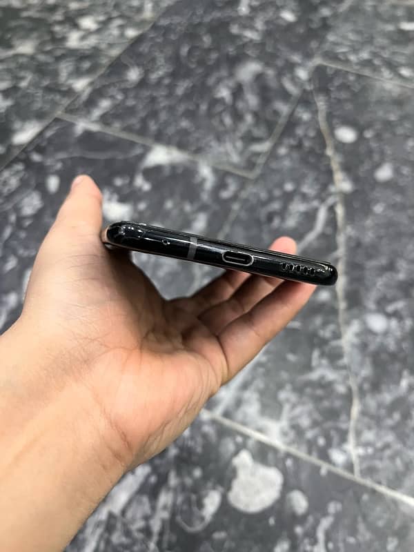 lg v35Thinq  60 Fps NON PTA 5