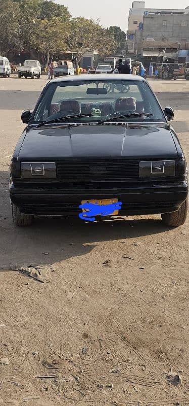 Nissan Sunny 1989 12