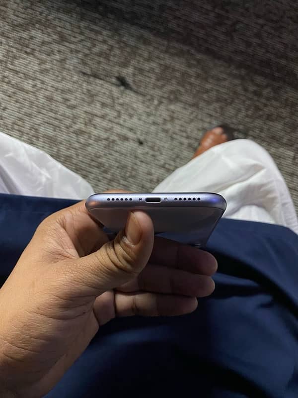 iphone 11 3