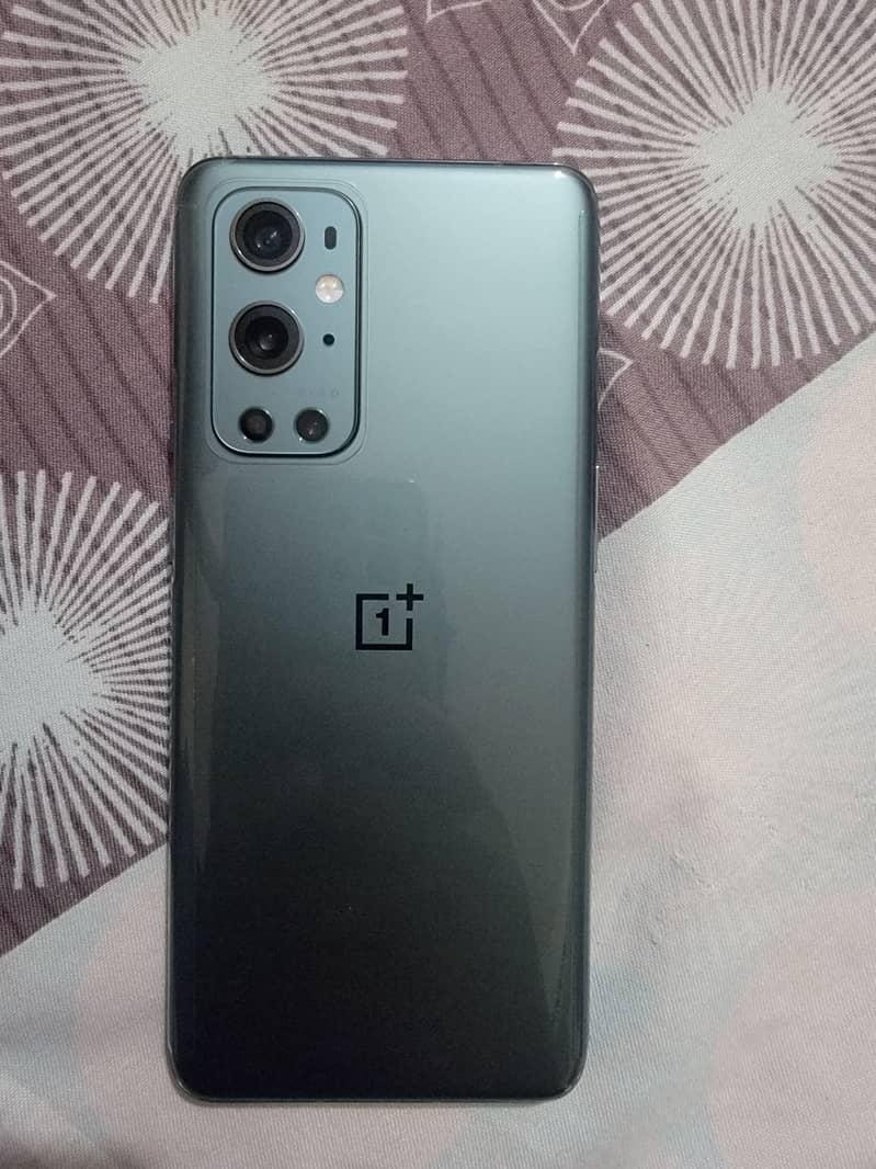 One Plus 9 Pro 12/256 with box 10/10 condition 1