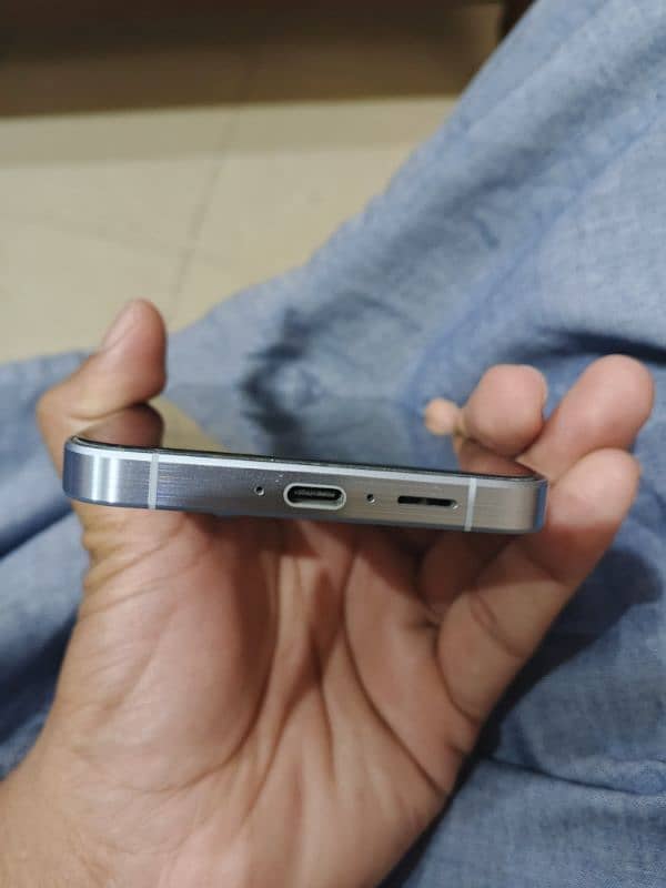 Samsung a55 5g. . . 9 mnth warranty 1