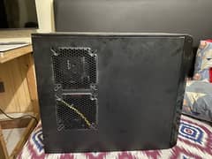 Gaming pc i7-4th gen Amd 5500 4gb card with ssd