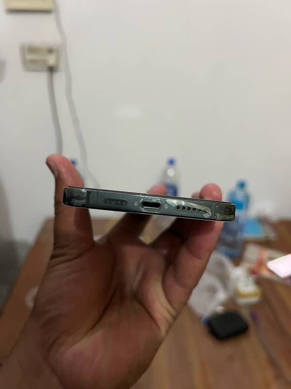 13 pro max 256Gb Non pta 3
