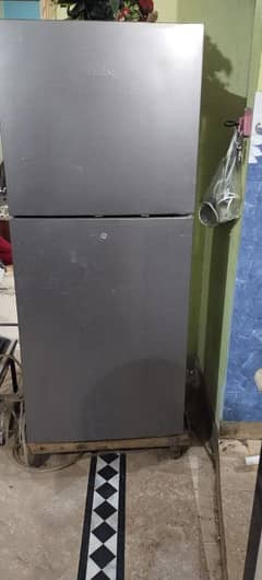 medium size 350liter capacity fridge