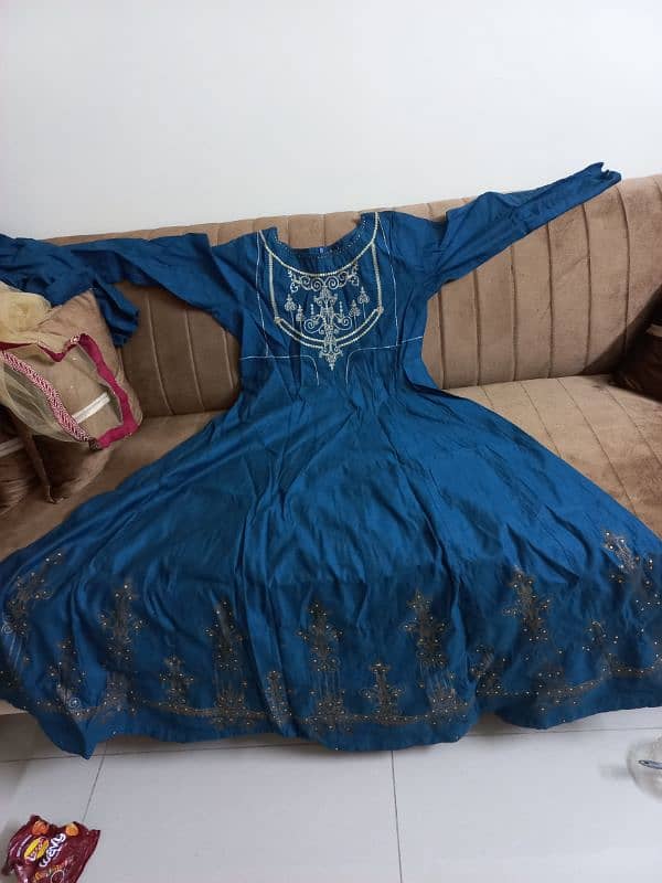 a beautiful 3 pc dress from SHAPOSH embellished frock,dupatta,trouser. 15