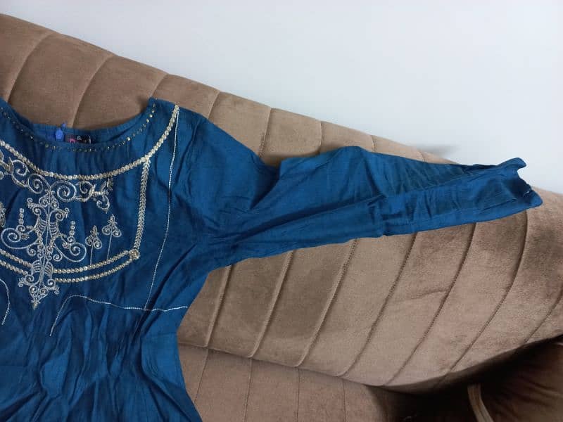 a beautiful 3 pc dress from SHAPOSH embellished frock,dupatta,trouser. 16
