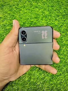 Samsung  Z Flip 4