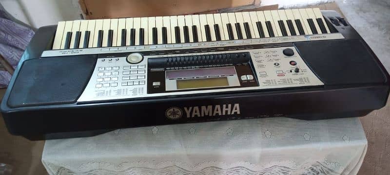 Yamaha PSR 740 Professional Yamaha Piano Keyboard Casio Roland Korg 3