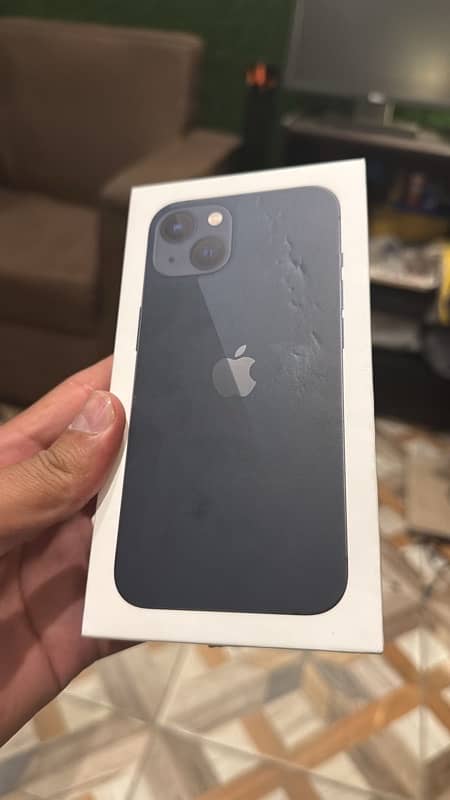 iphone 13 box pack 0