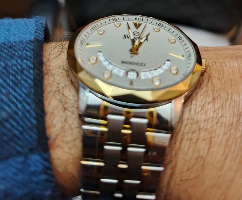 Sveston Modicci Men's Wrist Watch. Not in Market but Available here. 1