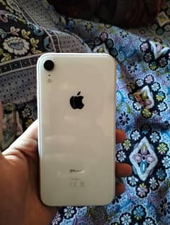 i phone xr lush condition