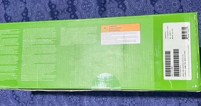 xbox one x 1 TB with Box Disc USA version 1