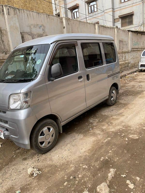 Daihatsu Hijet 2014 3