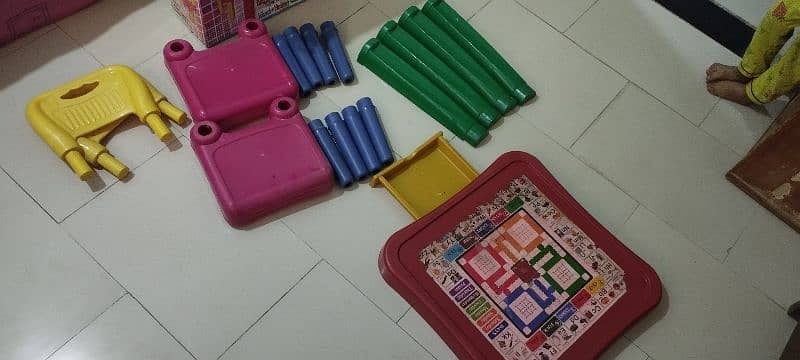 Kids study table 4