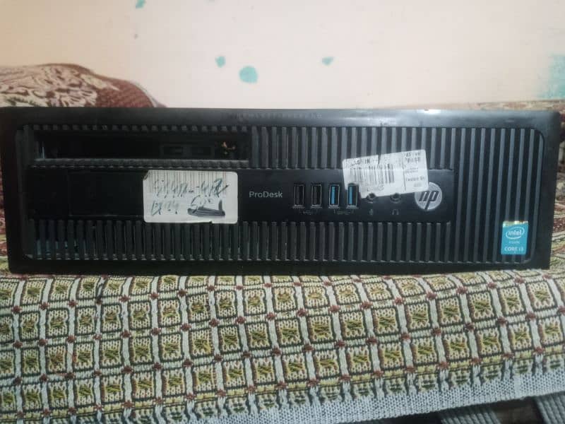 core i5 4 gen computer . 8GB RAM. . 500GB+320 GB HDD. . 128 GB SSD 0