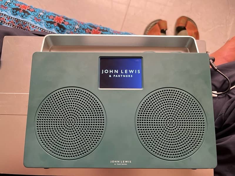 JOHN LEWIS Original FM Radio + Bluetooth Wireless Speaker 0