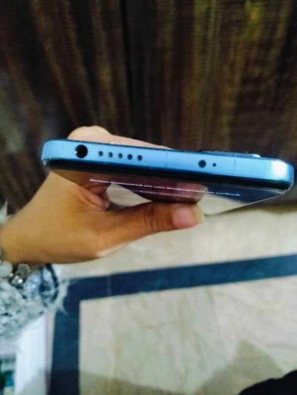 Redmi note 11 with box and charger 2