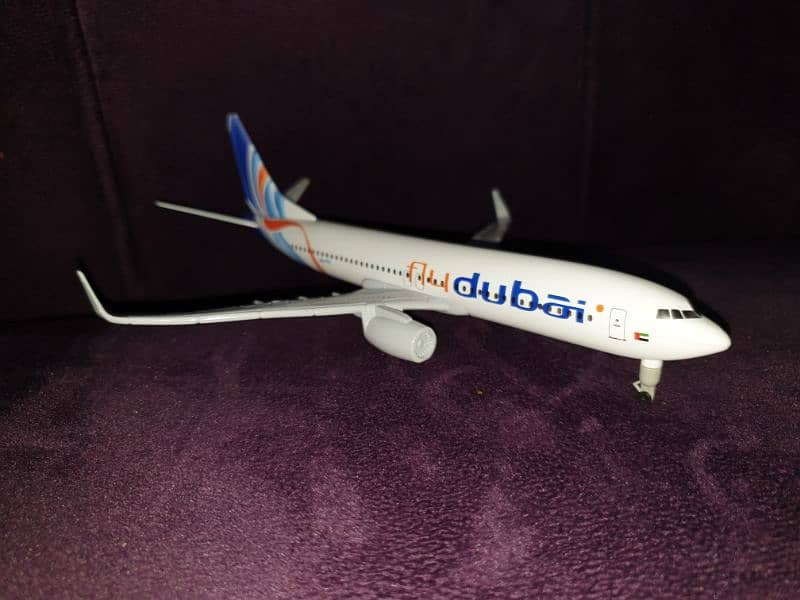 Models 1/350 6