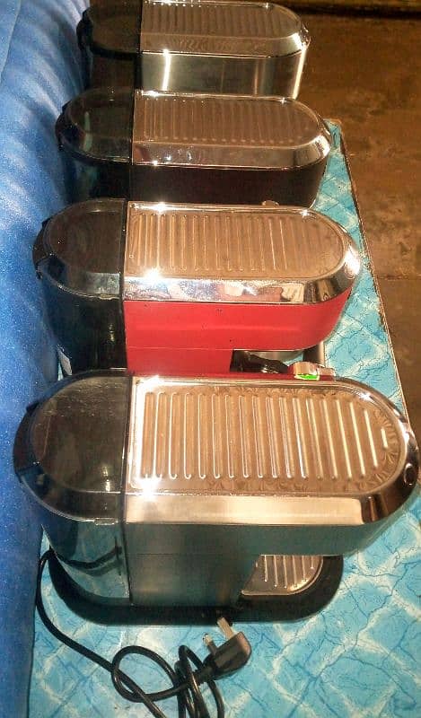 U. K imported 04 De'Longhi Coffee Machines. (Free Home Delivery + COD) 5