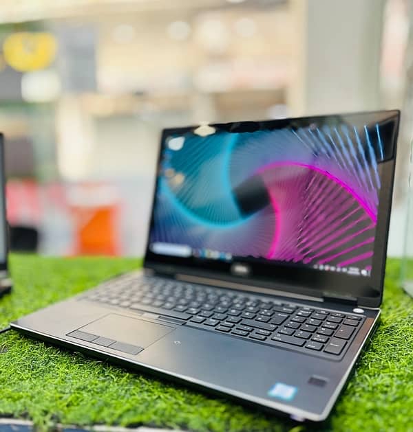 Dell precision 7530 Touch i7 8th Gen {4Gb GPU} 0