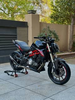 Benelli 302s 2022 Model