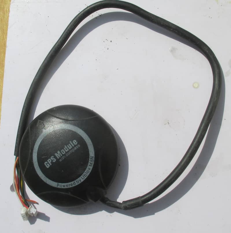 Pixhawk 2.4. 8 + GPS and Compass Module (Free anti-vibration mount) 1