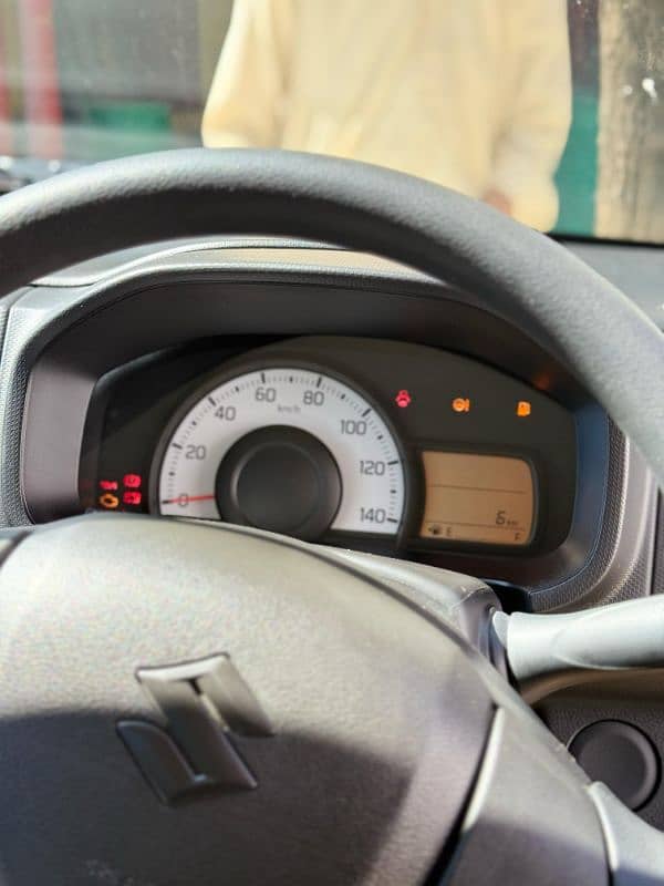 Suzuki Alto 2025 vxr 4