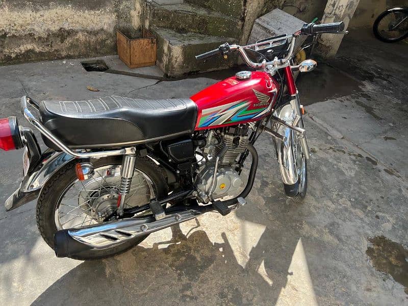 HONDA CG 125 TOTAL GENUINE 2023 MODEL 1
