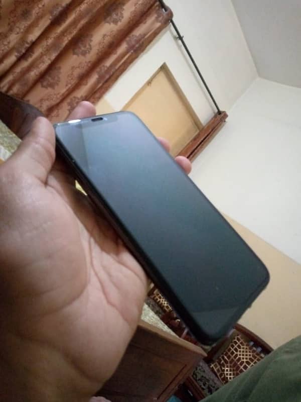 i phone xs max non PTA 1