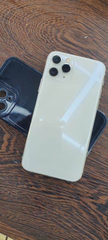Iphone 11 pro - Dual Sim PTA Approved - White Color 64 GB 0