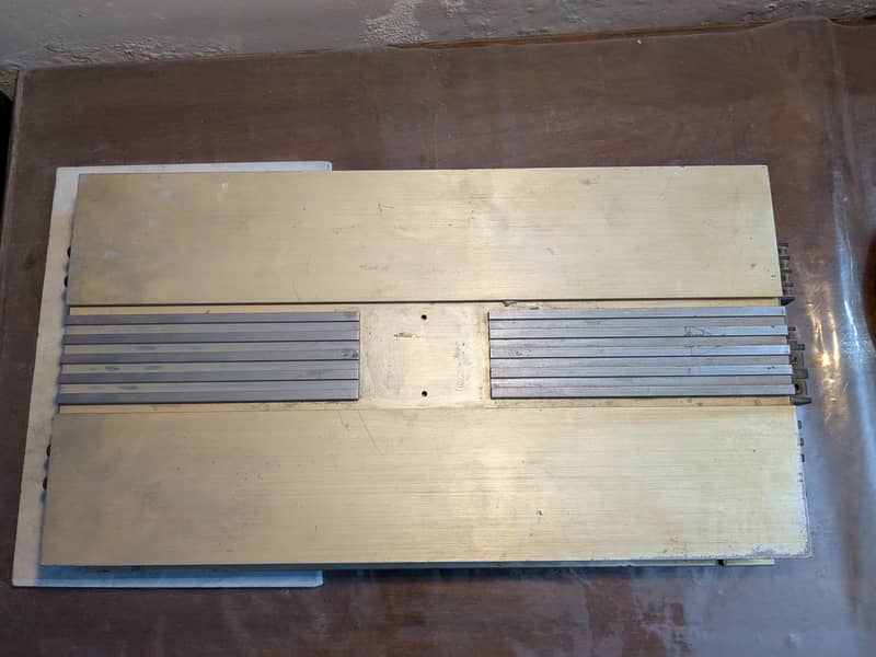 Silence made in USA Monoblock amplifier 2000rms 0