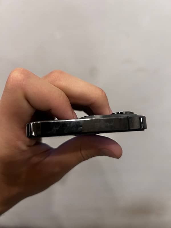 iPhone 13 Pro 3