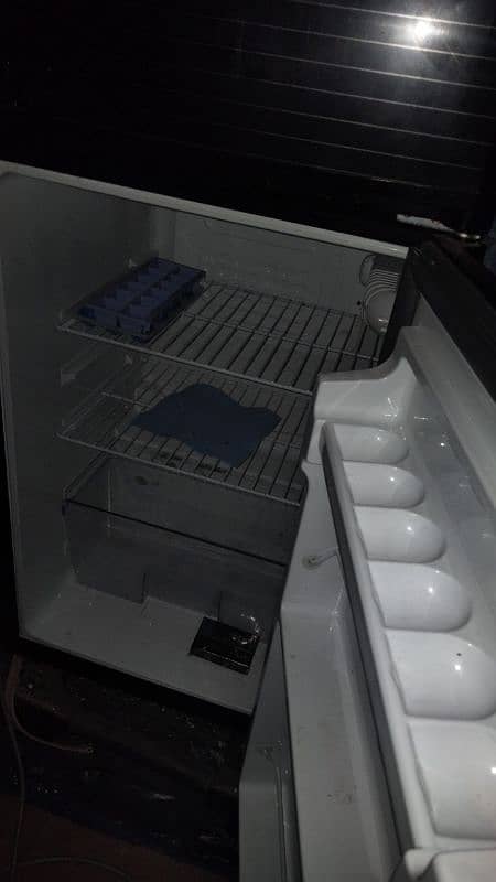national fridge for sale only 7month use 1