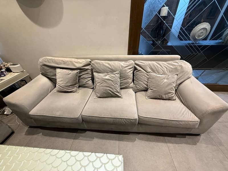 6 seater sofa set with high quality tables good condition 4