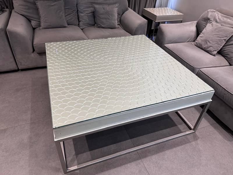 6 seater sofa set with high quality tables good condition 9