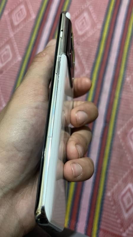 OnePlus 10 Pro 1