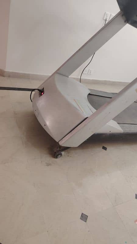 japani treadmill 200 kg load commercial and home use 1