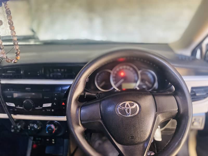 Toyota Corolla GLI 2015/ 2016 6