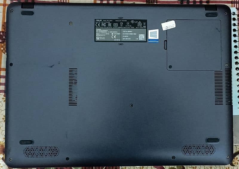 Laptop Asus i5 8 generation 7