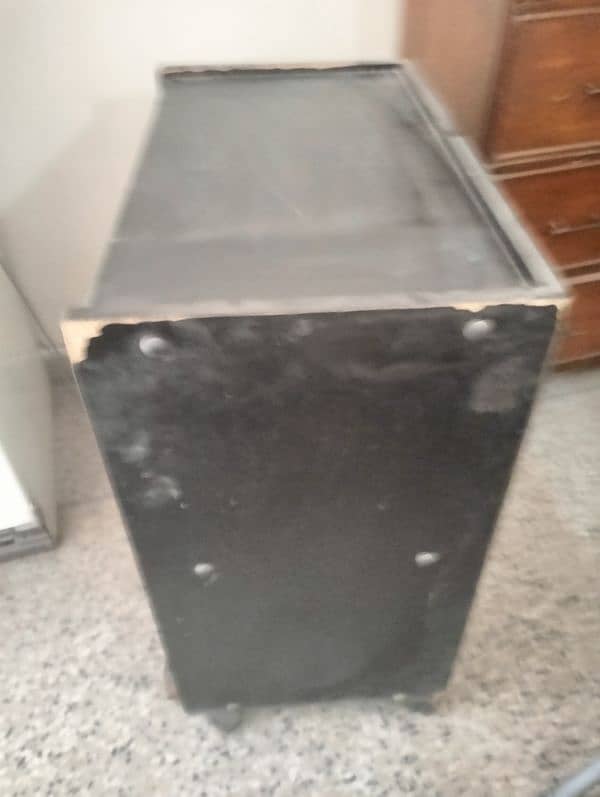 Tv Trolley 4 wheeler 3