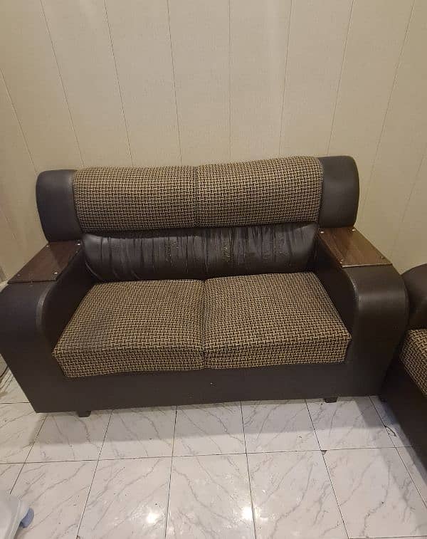 Sofa Set 5 Seater 2