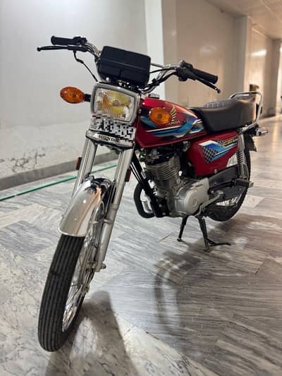 Honda CG 125  2024 Red colour 13k also exchange possible in Grw