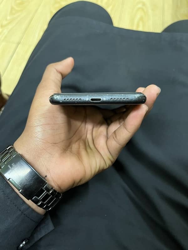 iphone xr 128gb Factory Unlock 3