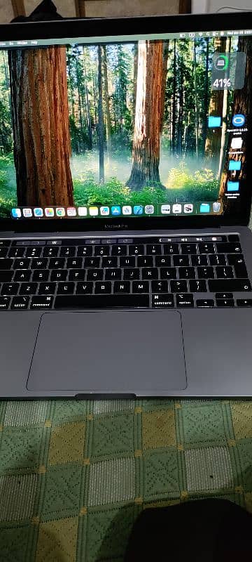 MacBook m1 pro 2020 grey 0
