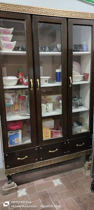 double bed  show case dressing table 3
