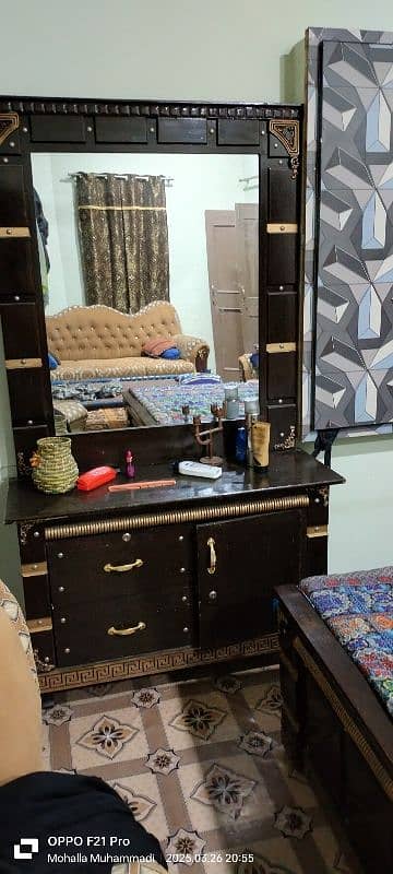 double bed  show case dressing table 6